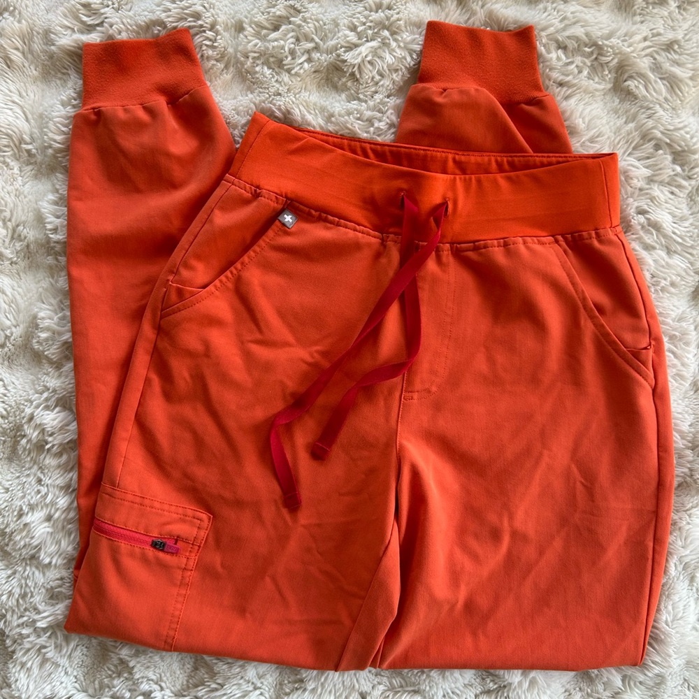 Figs High Waisted Jogger Scrub Pants - Picture 6 of 8